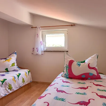 Mimoza Near Fazana For 13 Persons With Private Pool, Sea View, Pet Friendly - Only 800 Meters To The Peroj